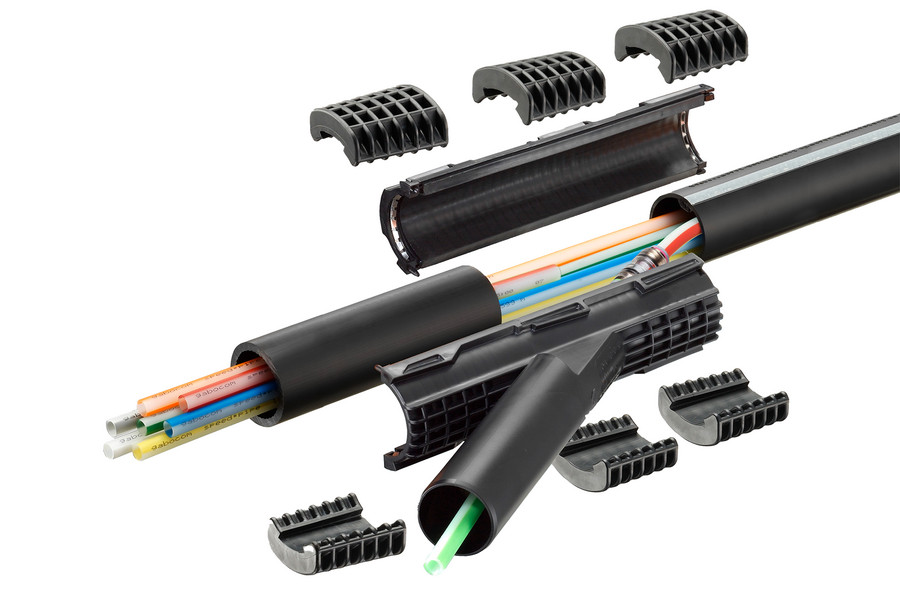 Odgałęzienie za pomocą półrurki odgałęzienie speedpipe HRMA lub kabel z rury PE/PVC.